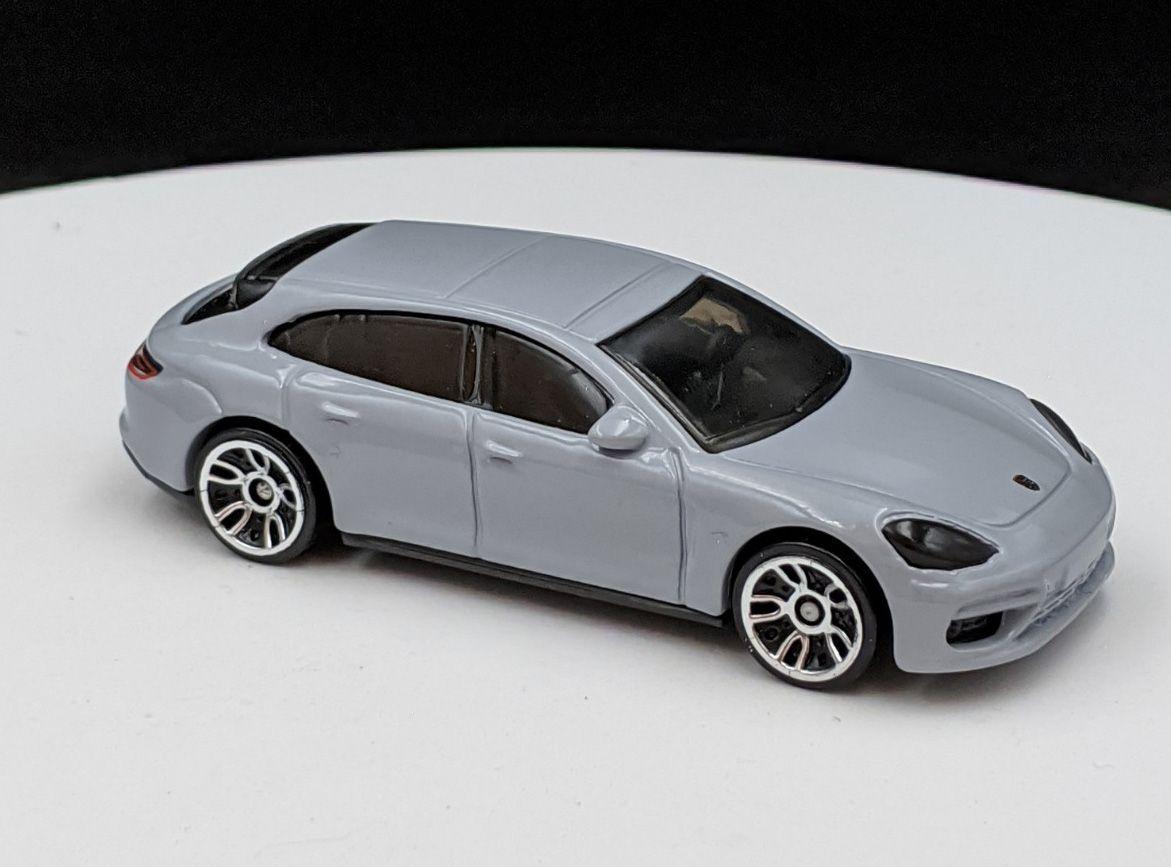 Porsche Panamera Gran Tourismo Hybrid