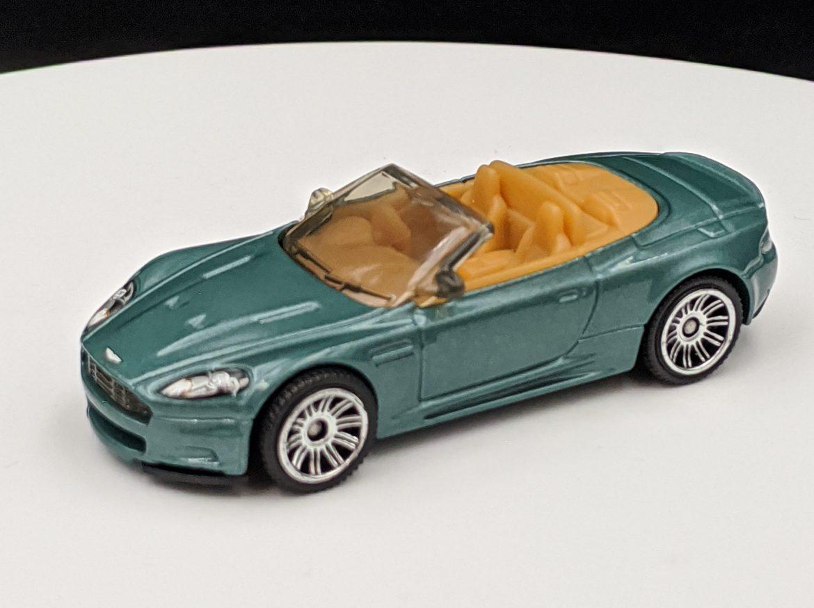 Aston Martin DBS Volante