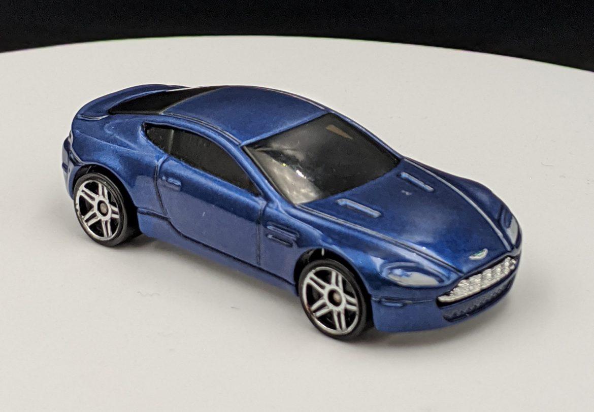 Aston Martin Vantage