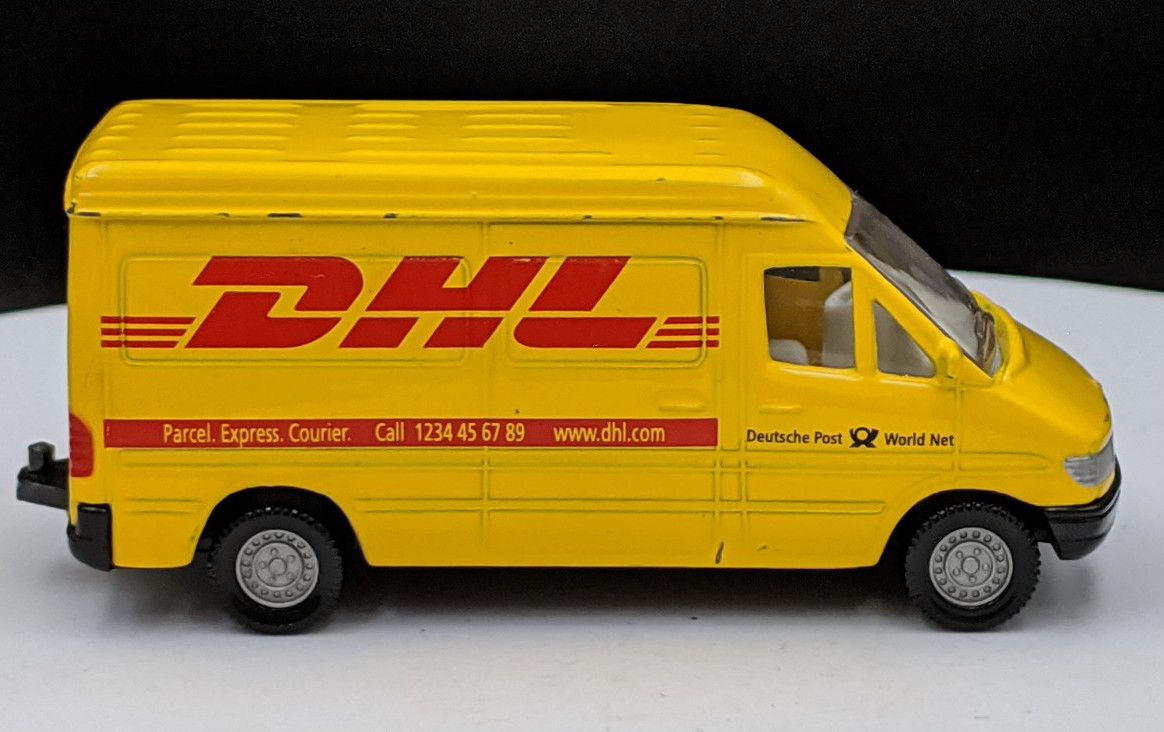 Mercedes Benz Sprinter Van DHL Livery