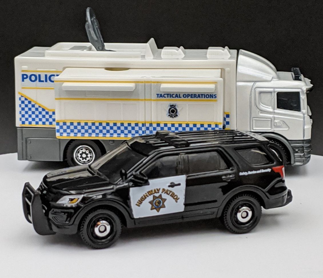 Ford Explorer Interceptor