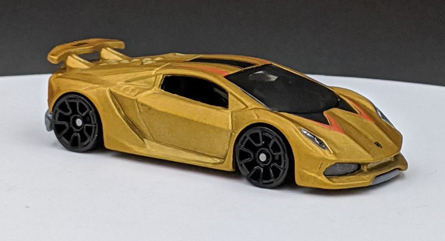 Lamborghini Sesto Elemento