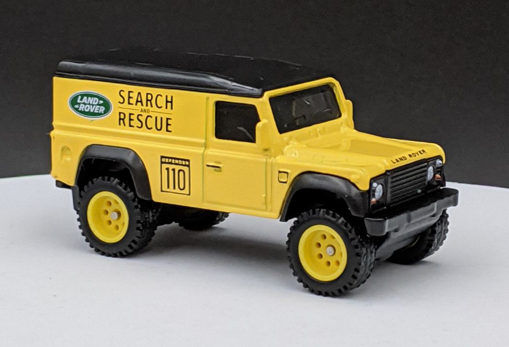 Land Rover Defender SAR Livery