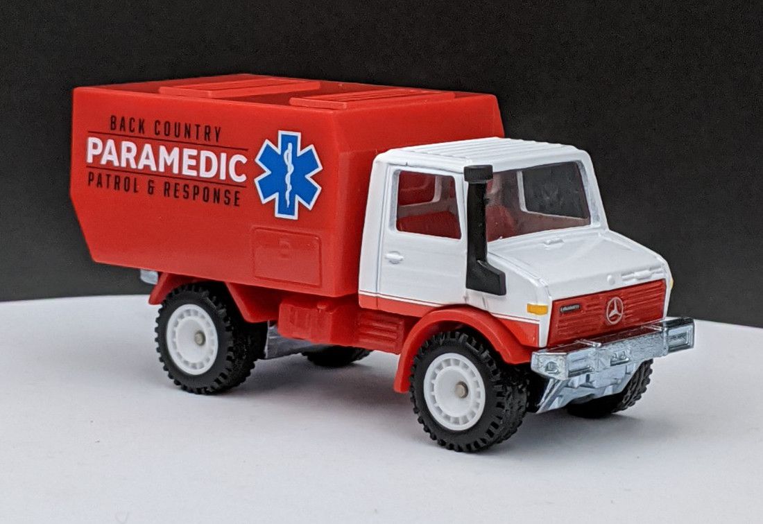 Mercedes Benz Unimog