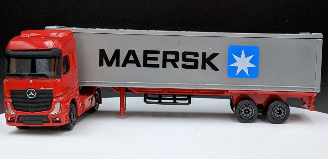 Mercedes Benz Actros & Shipping Container Maersk