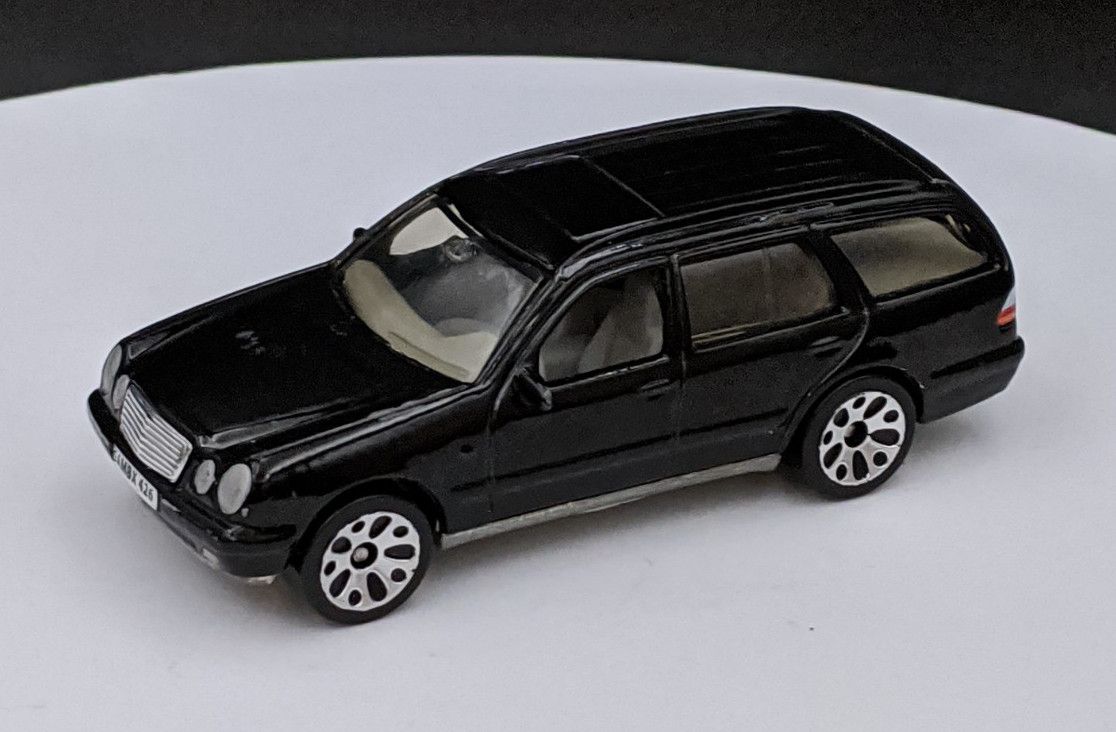 Mercedes Benz E400 Wagon