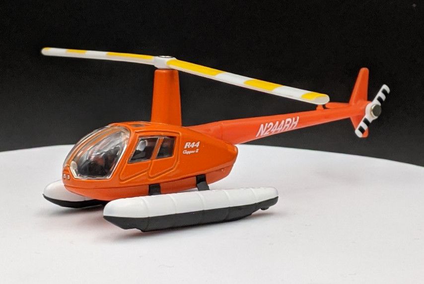 Robinson R44