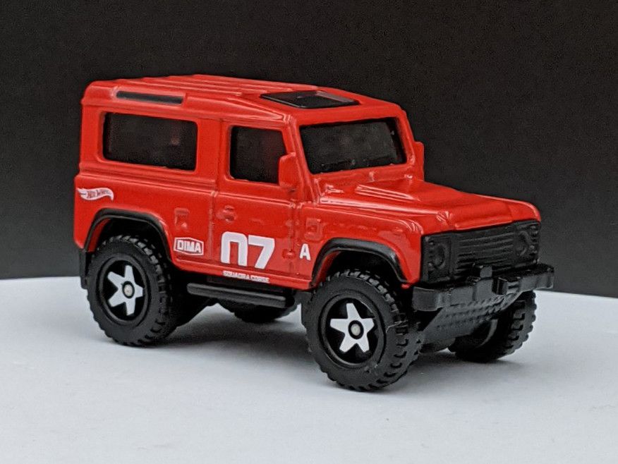 Land Rover Defender 90