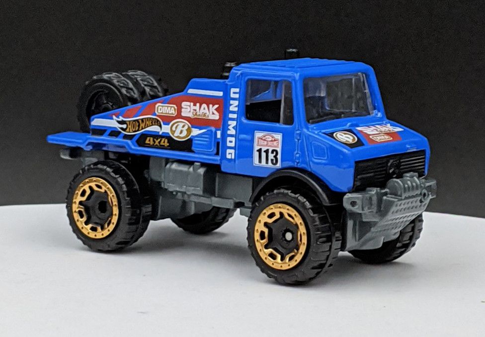 Mercedes Benz Unimog