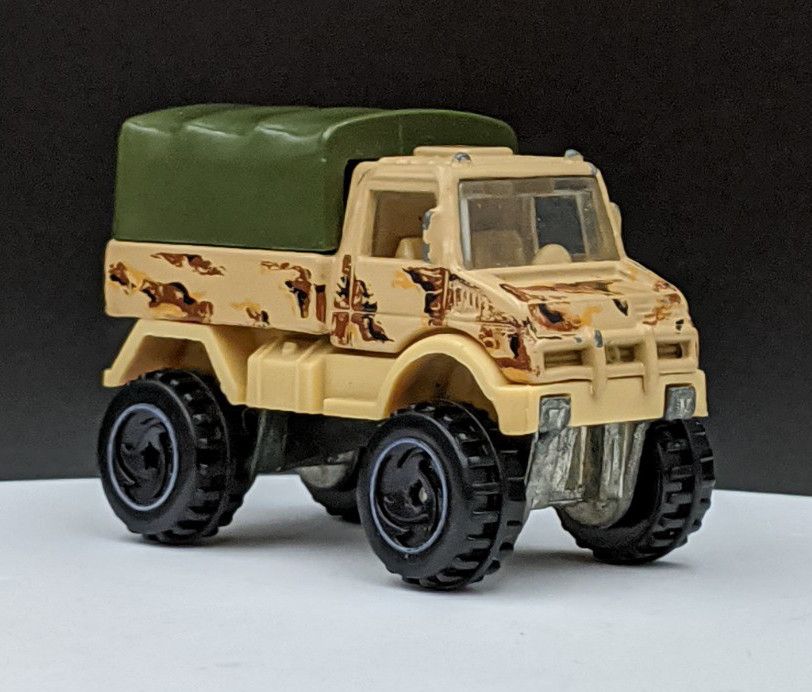 Mercedes Benz Unimog