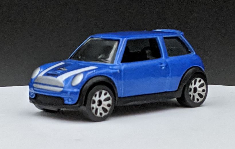 Mini