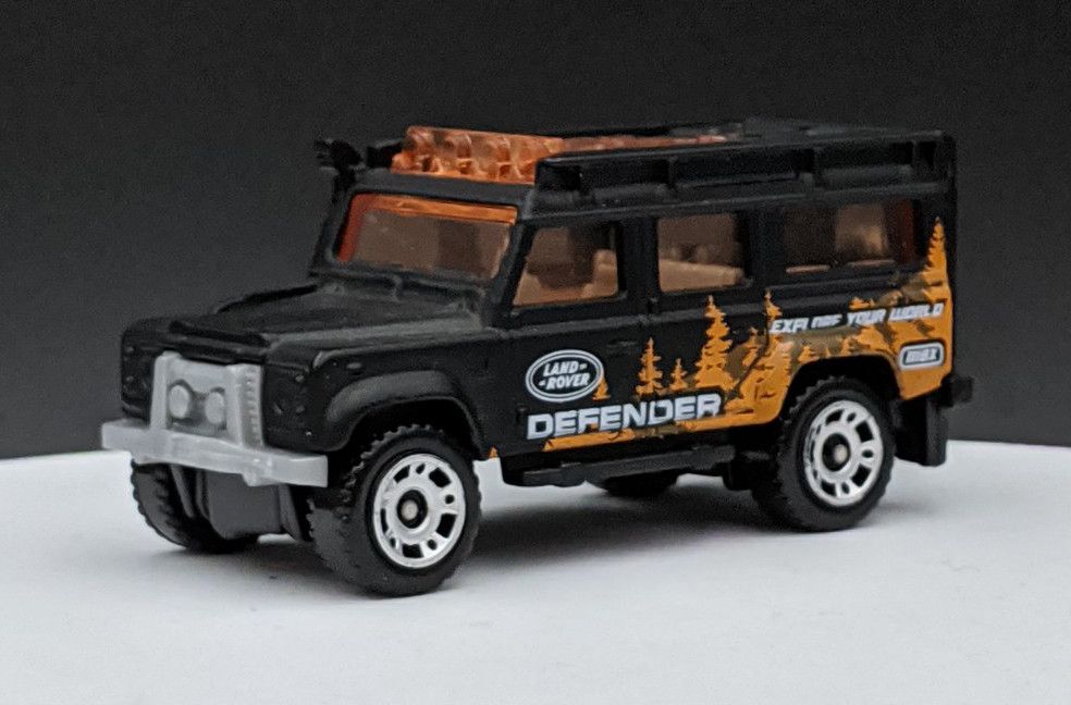 Land Rover Defender 110