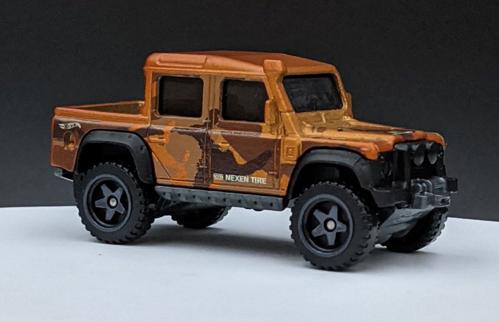 Land Rover Defender Dual Cab