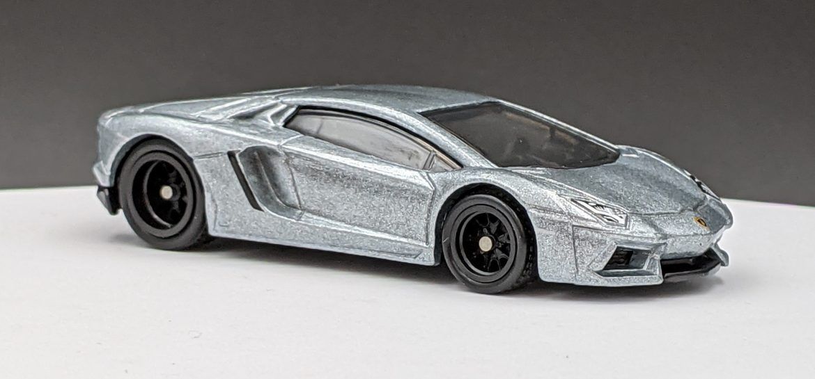 Lamborghini Aventador