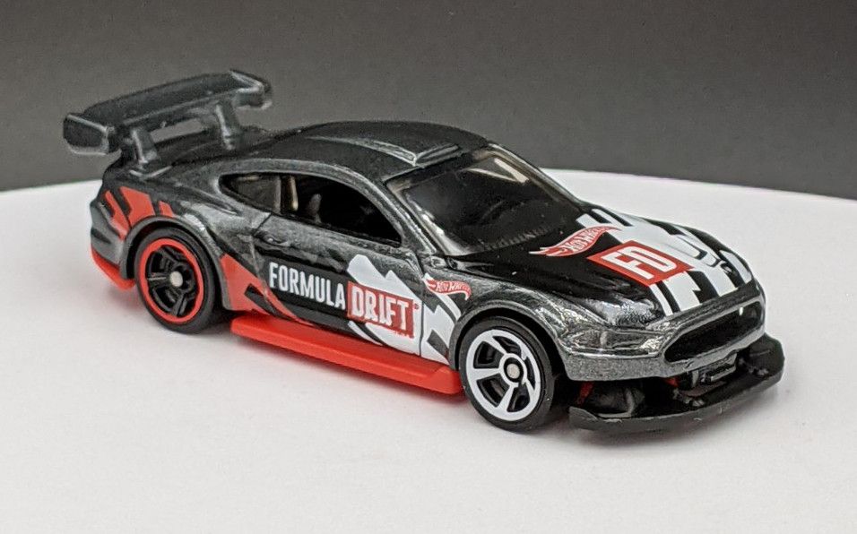 Custom Ford Mustang – Formular Drift Livery