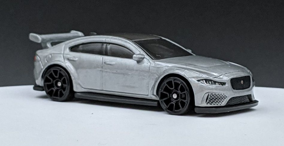 Jaguar XE Project 8