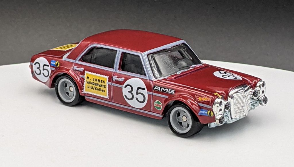 Mercedes Benz 300 SEL 6.0 AMG