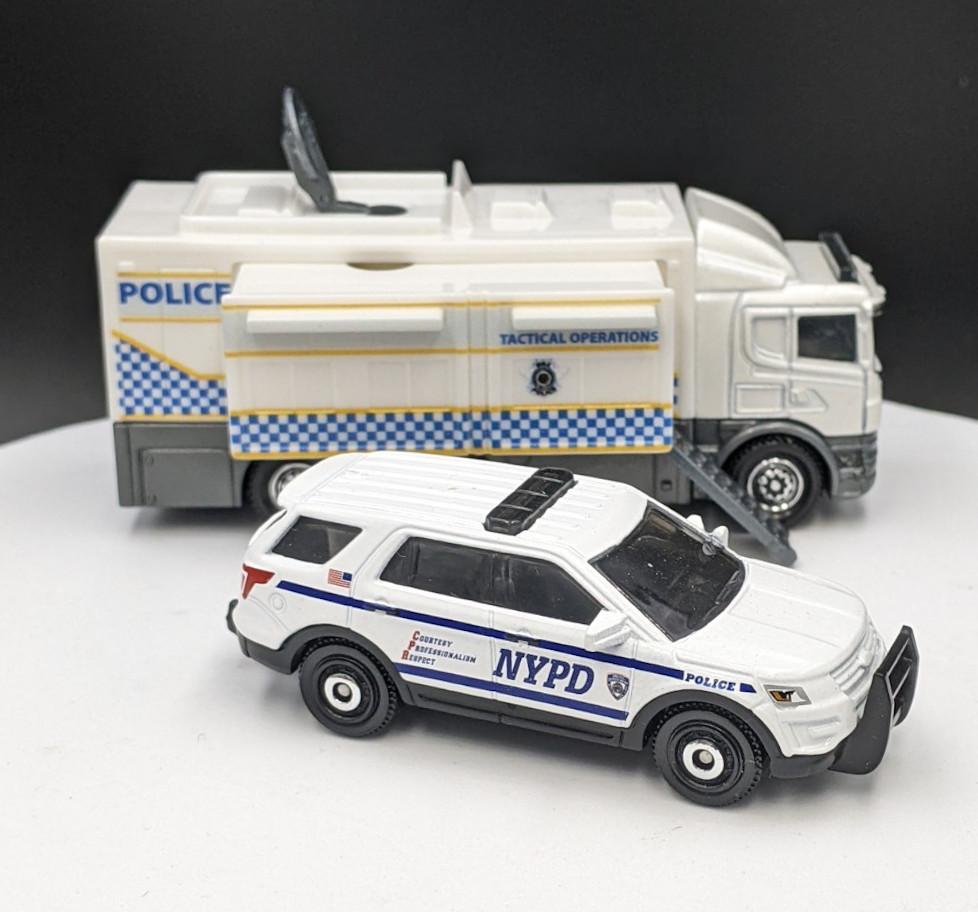 Ford Explorer NYPD Livery
