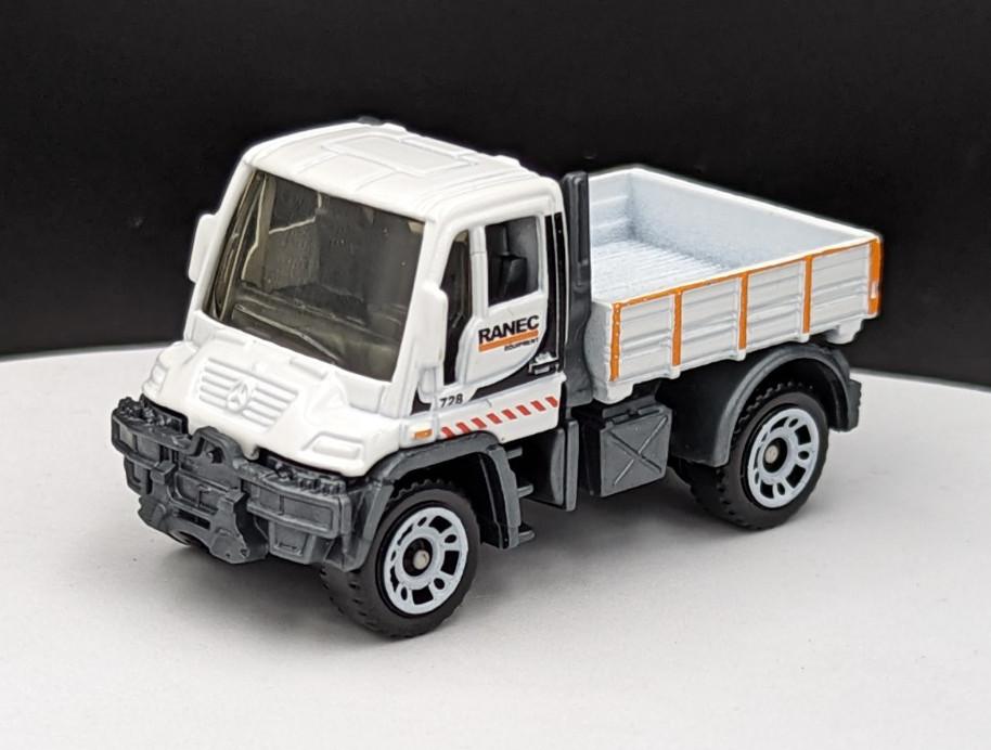 Mercedes Benz Unimog