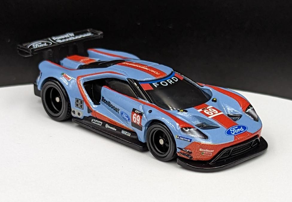 Ford GT – LeMans Heritage Livery