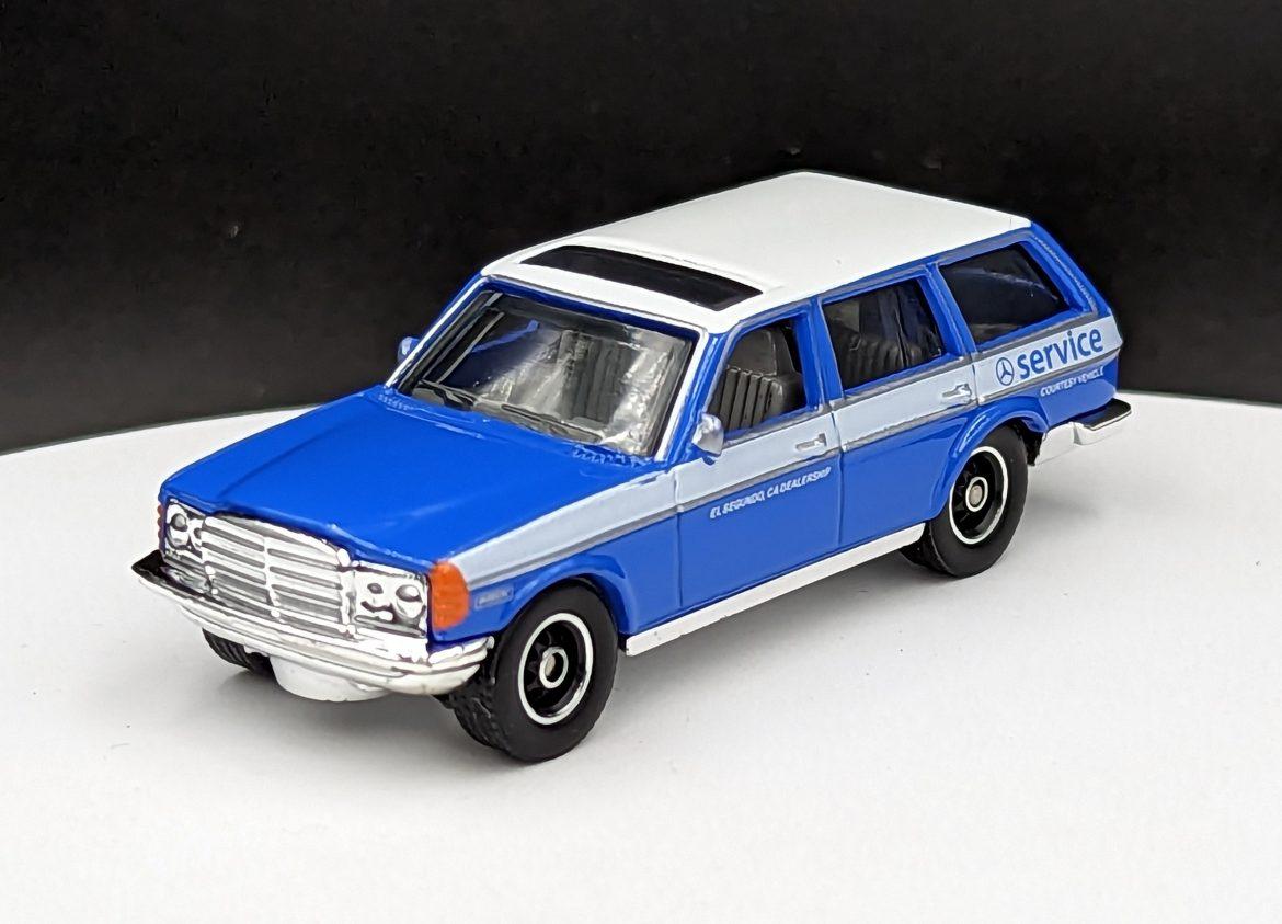 Mercedes Benz Wagon Mercedes Service Livery