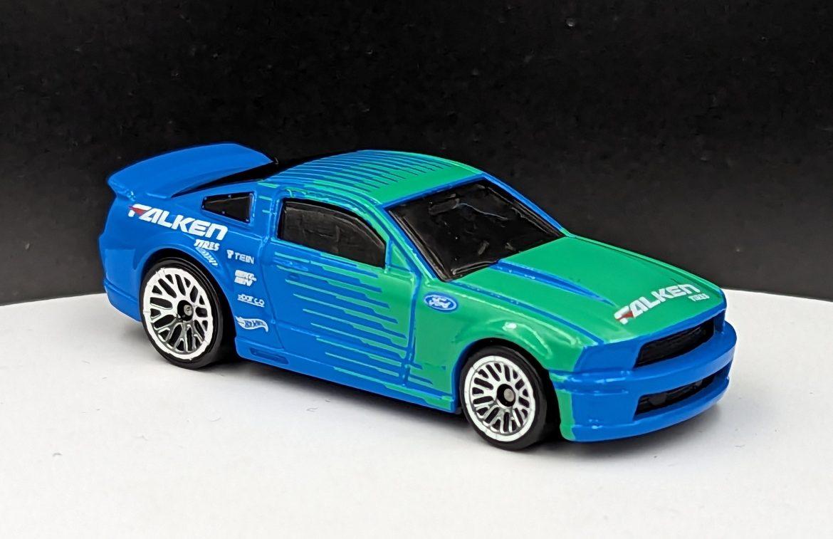 Ford Mustang Custom Falken Livery