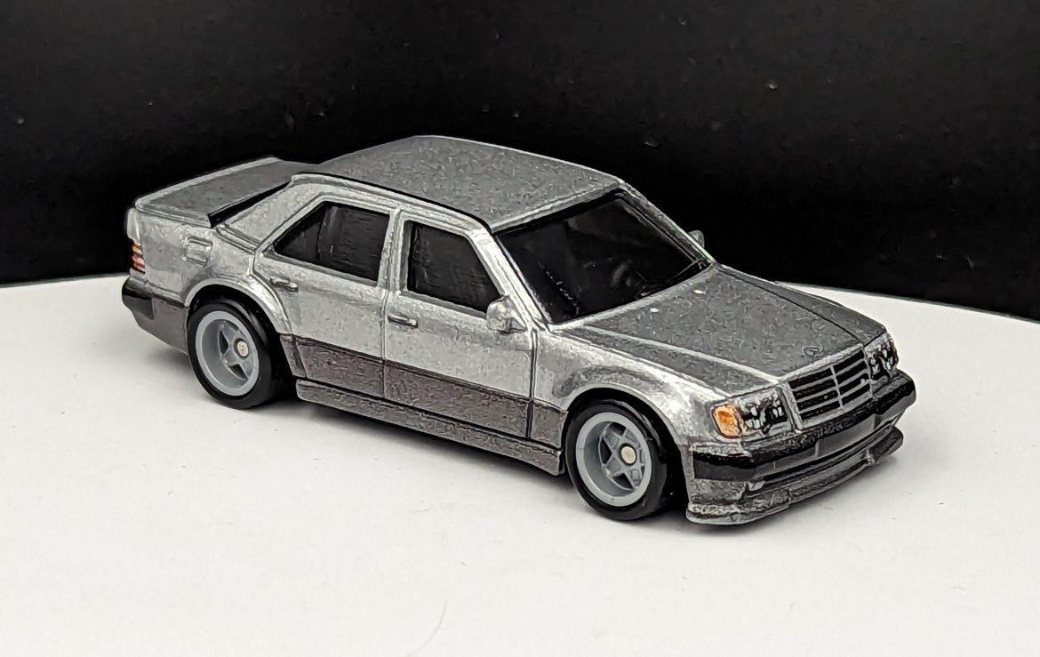 Mercedes Benz 500E