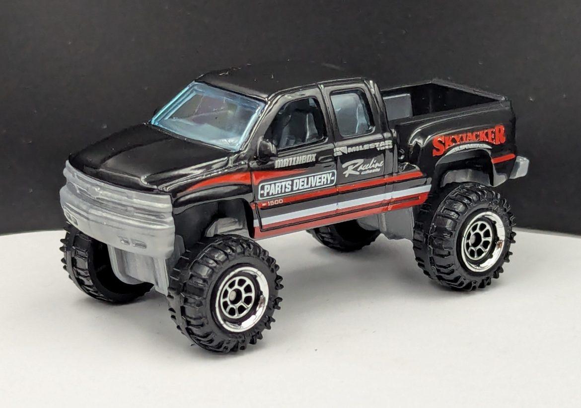 Chevy Silverado 4×4 Skyjacker Livery