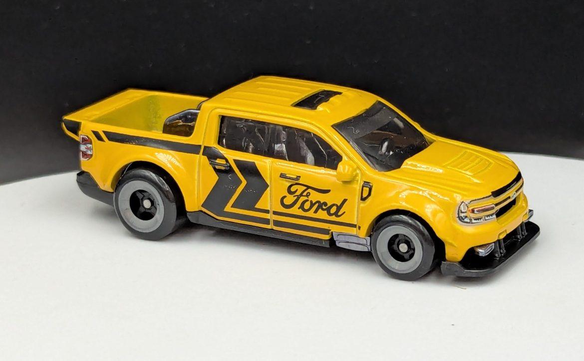 Ford Maverick Custom