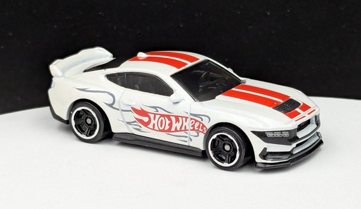 Ford Mustang Dark Horse HW livery